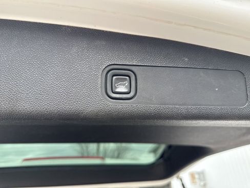 Used 2012 Chevrolet Tahoe LT w/ Luxury Package image 5