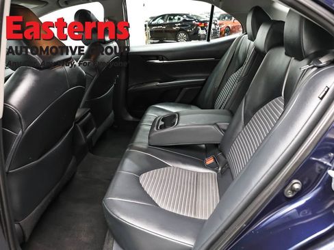 Used 2021 Toyota Camry SE FWD image 21