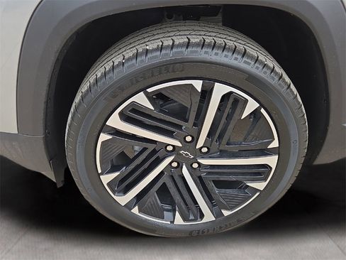 New 2026 Chevrolet Equinox RS w/ Convenience Package III image 9