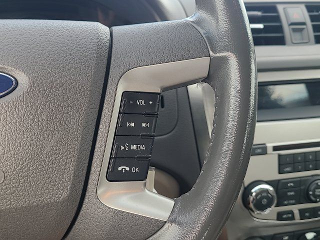 Used 2011 Ford Fusion Hybrid FWD image 18