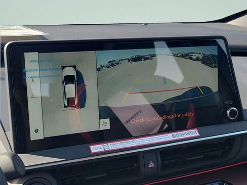 New 2026 Toyota Prius Plug-In Hybrid FWD image 31