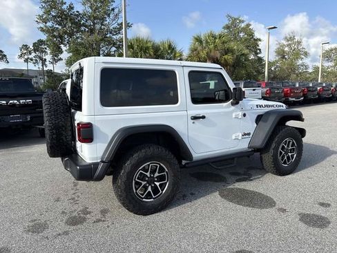 Used 2026 Jeep Wrangler Rubicon AWD/4WD image 3