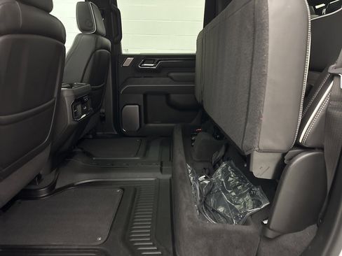 Used 2024 GMC Sierra 2500 AT4X image 66