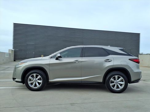 Used 2018 Lexus RX 350 FWD w/ Accessory Package image 3