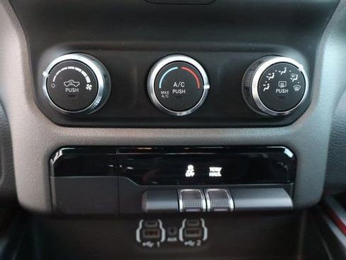 Used 2019 RAM 1500 Rebel image 22