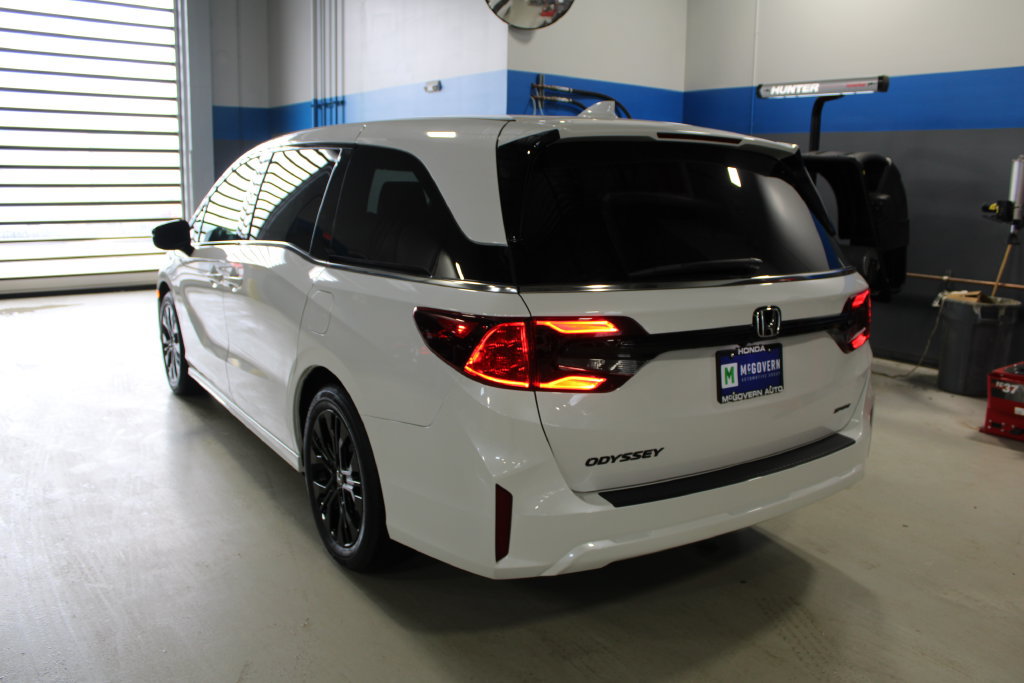 New 2026 Honda Odyssey Sport-L image 9