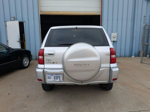 Used 2004 Toyota RAV4 2WD image 5