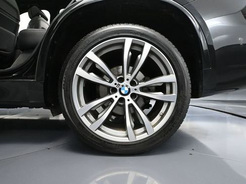 Used 2017 BMW X5 xDrive40e image 13