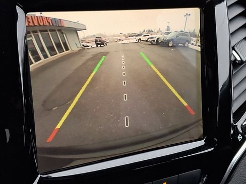 Used 2019 Jeep Cherokee Limited w/ Technology Group image 18