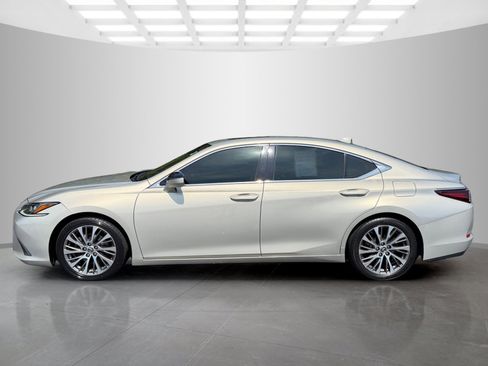Used 2019 Lexus ES 350 w/ Premium Package FWD image 3