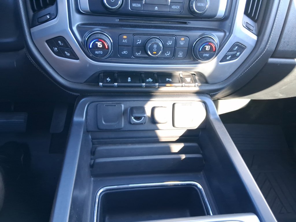 Used 2016 GMC Sierra 2500 SLT w/ Duramax Plus Package AWD/4WD image 36