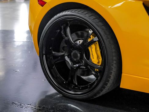 Used 2005 Lamborghini Gallardo image 51