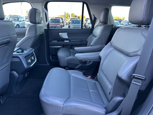 New 2025 Ford Expedition Active image 25