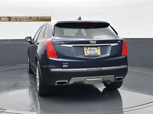Used 2018 Cadillac XT5 Platinum w/ Driver Assist Package AWD/4WD image 6
