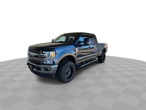 Used 2018 Ford F250 Lariat w/ Tow Technology Bundle image 4