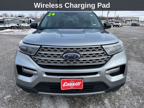 Used 2024 Ford Explorer Limited image 10