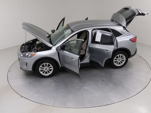 Certified 2022 Ford Escape SE AWD/4WD image 52