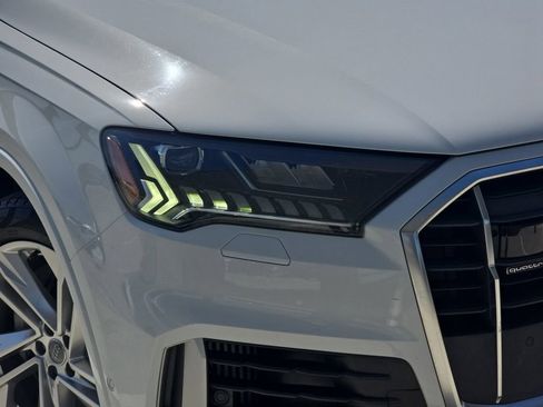 Used 2020 Audi Q7 3.0T Premium Plus w/ Premium Plus Package image 37