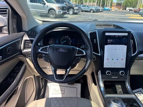 Used 2023 Ford Edge Titanium w/ Equipment Group 301A AWD/4WD image 22