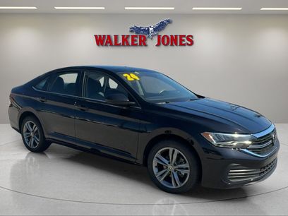 Used 2024 Volkswagen Jetta SE