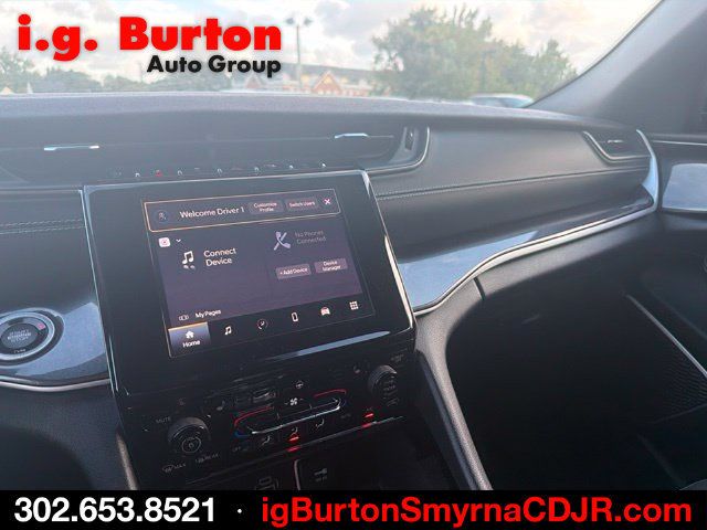 Used 2021 Jeep Grand Cherokee L Laredo AWD/4WD image 7