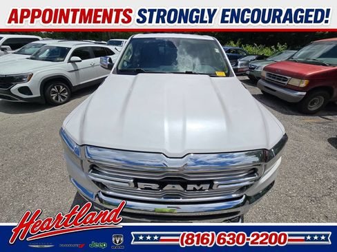 Used 2019 RAM 1500 Laramie AWD/4WD image 13