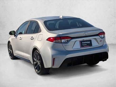 Used 2026 Toyota Corolla SE w/ SE Package FWD image 8