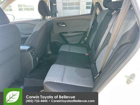 Used 2021 Nissan Rogue SV AWD/4WD image 25