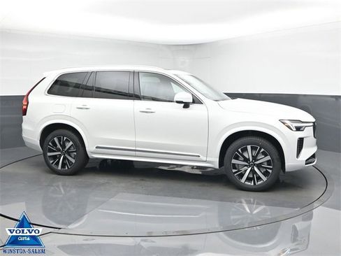 New 2026 Volvo XC90 B6 Core image 1