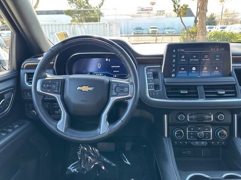 Used 2023 Chevrolet Tahoe Premier w/ Advanced Technology Package image 30