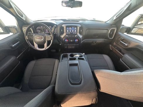Used 2022 GMC Sierra 2500 SLE w/ SLE Convenience Package image 11