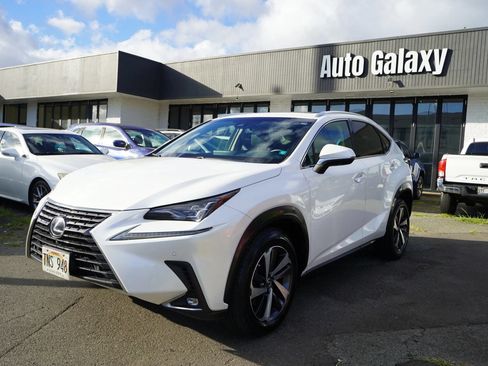 Used 2018 Lexus NX 300h AWD image 5
