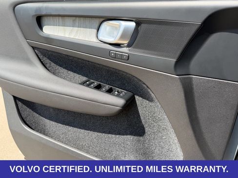 Certified 2026 Volvo XC40 B5 Plus AWD/4WD image 26