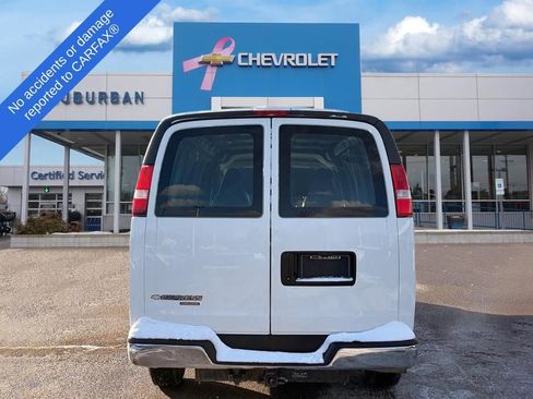 Used 2016 Chevrolet Express 2500 Extended image 35