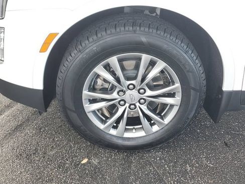 Used 2021 Cadillac XT5 Premium Luxury FWD image 11