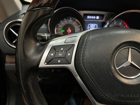 Used 2013 Mercedes-Benz SL 550 ROADSTER image 25