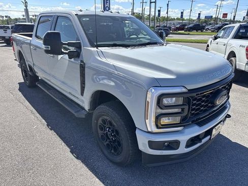 New 2026 Ford F250 Lariat w/ Black Appearance Package AWD/4WD image 3