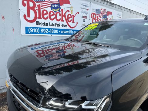 Used 2024 Chevrolet Tahoe LS image 9