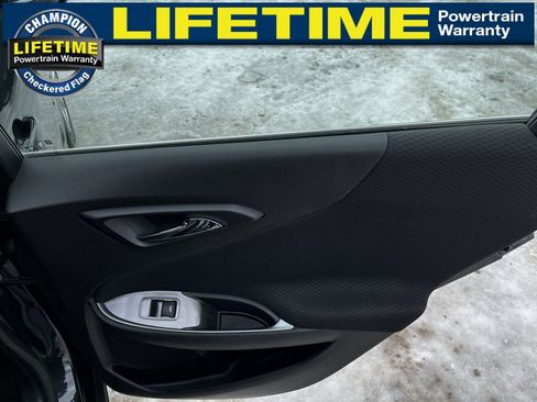 Used 2023 Chevrolet Malibu LT image 30