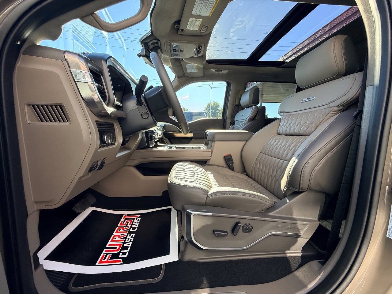 Used 2027 Ford F450 Platinum w/ Platinum Plus Package AWD/4WD image 22