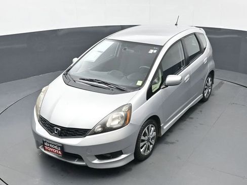 Used 2013 Honda Fit Sport image 34