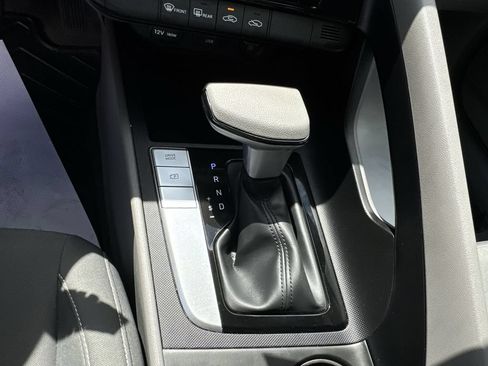 Used 2023 Hyundai Elantra SEL FWD image 26