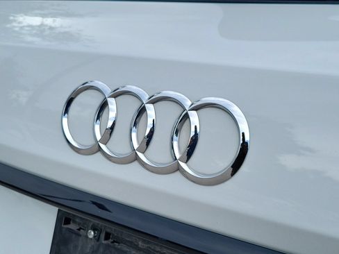 Used 2023 Audi Q7 2.0T Premium Plus w/ Premium Plus Package AWD/4WD image 8