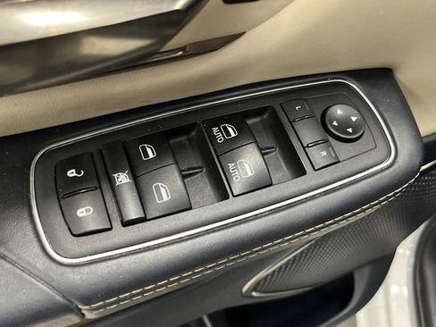 Used 2020 RAM 1500 Limited w/ Advanced Safety Group image 32