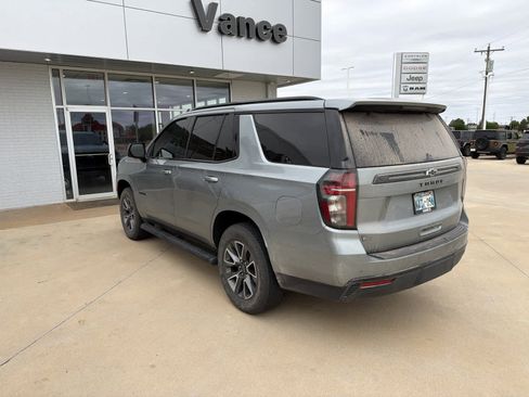 Used 2024 Chevrolet Tahoe Z71 w/ Luxury Package AWD/4WD image 13