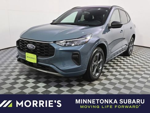 Used 2024 Ford Escape ST-Line w/ Tech Pack #1 AWD/4WD image 1