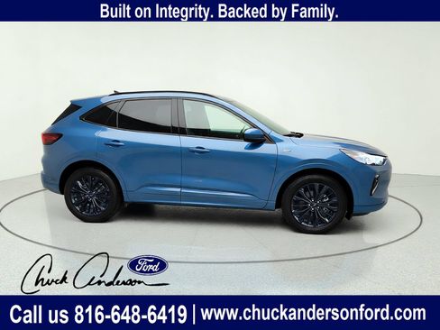 Used 2023 Ford Escape ST-Line Elite w/ Premium Technology Package AWD/4WD image 10