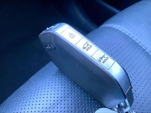 Certified 2024 Kia Telluride SX image 14