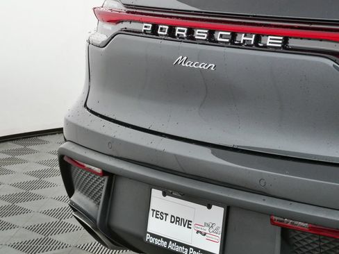 New 2026 Porsche Macan AWD/4WD image 29