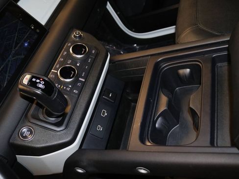 Used 2024 Land Rover Defender 110 S AWD/4WD image 60